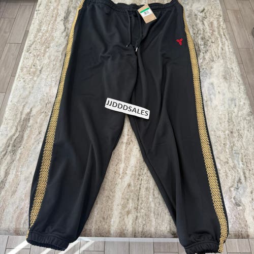 Nike Kobe Year of Mamba Therma Fit Basketball Pants Black HQ4699-010 Sz XL Tall

New With Tags