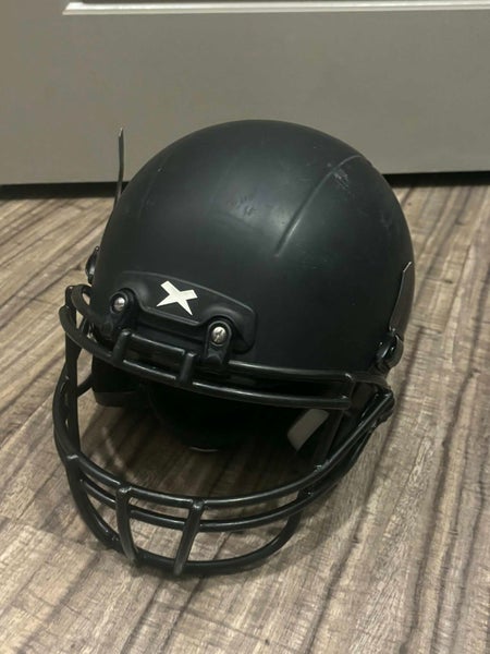 Xenith X2E+ Youth Football Helmet, Size Youth Medium