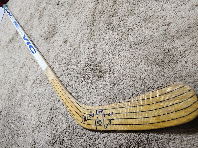 KEVIN LOWE 96'97 Signed Edmonton Oilers HHOF NHL Game Used Hockey Stick