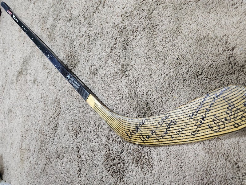 SERGEI NEMCHINOV 11-17-95 Signed New York Rangers NHL Game Used Hockey Stick