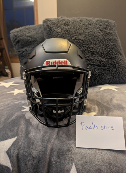 Riddell SpeedFlex Helmet Bundle – Large Adult (Used) + Youth Medium (NEW) (Used) (READ DESCRIPTION)