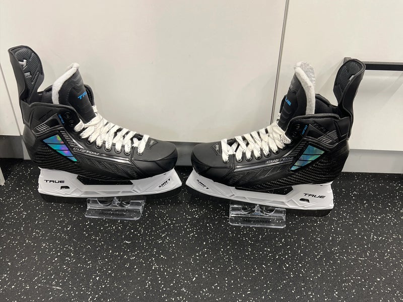 2024 True SVH Pro Hockey Skates Pro Stock 9.5 (New)