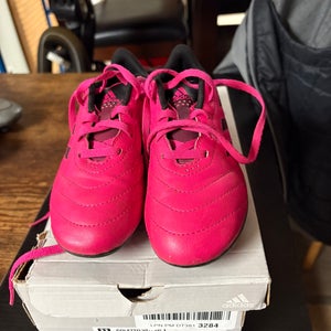Pink Kids 1Y (Big Kids / Youth) Adidas Goletto VIII Molded Cleats Cleats (Used)