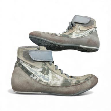 Used Nike Wrestling Shoes Grey Junior 06 11873-S000226650