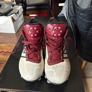 Red Men's Size M 6.0 (W 7.0) Adult New Balance Freeze 3.0 Molded Cleats (Used)