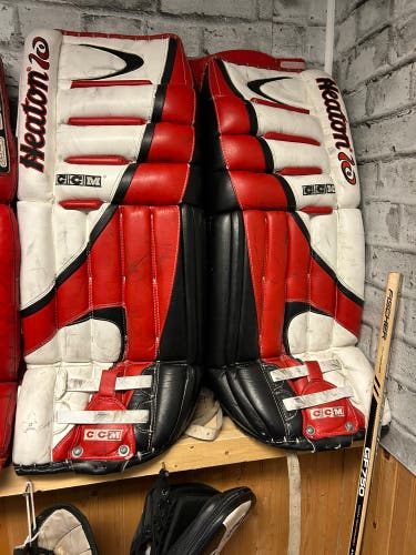 32" 2002 Heaton Helite-Z Goalie Leg Pads (Used)