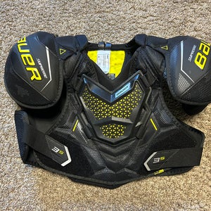 Bauer Supreme 3S Shoulder Pads - Intermediate Medium - Practically New, Worn Once