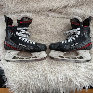 Bauer Vapor 2X Hockey Skates Regular Width Size 4.5 (Used)