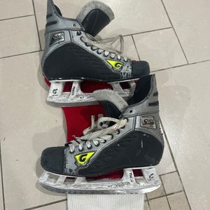 Used Senior Graf Supra 735 Hockey Skates Wide Width 10