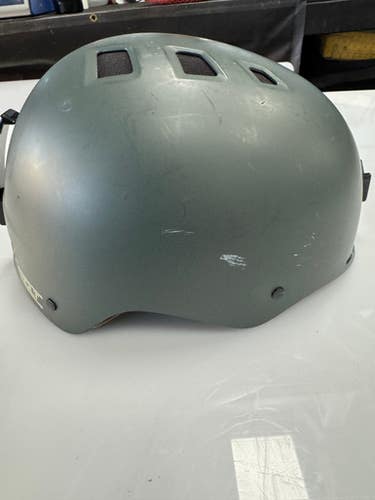 Used Snowsport Helmet Adult Green One Size 11860-S000300845