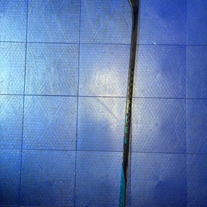 Junior Bauer Nexus EON Pro Right Handed Hockey Stick P28 50 Flex (Used)