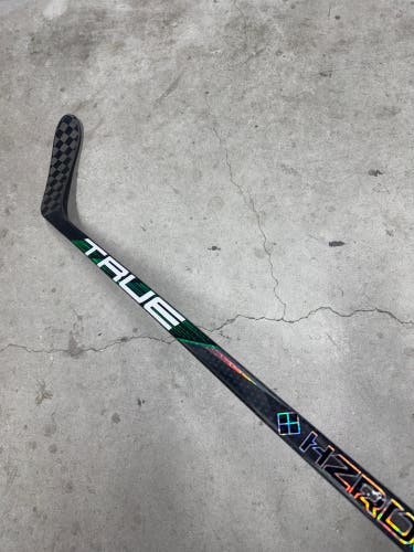 Right Hand 75 Flex Custom P28 Hzrdus Smoke Senior True Pro Stock (New) NHL