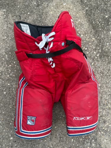 Senior Medium NY Rangers Reebok CCM MHP18 Hockey Pants Pro Stock (Used) Made in Canada