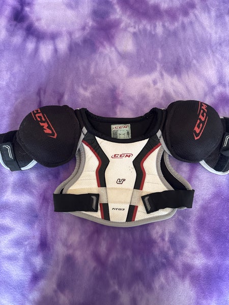 Medium Youth CCM Shoulder Pads (Used)