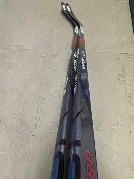 Senior Bauer Vapor X5 Pro Left Hand Hockey Stick P28 77 Flex (New) - 2 pack