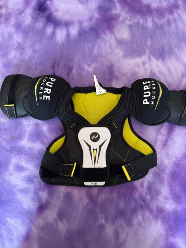 Medium Youth Pure Hockey Shoulder Pads (Used)