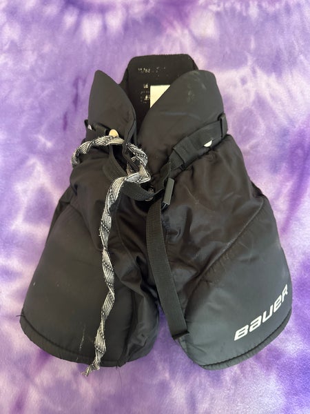 Black Youth Small Bauer Nexus 400 Hockey Pants (Used)
