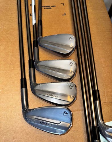 TaylorMade P-790 Iron Set Stiff Flex