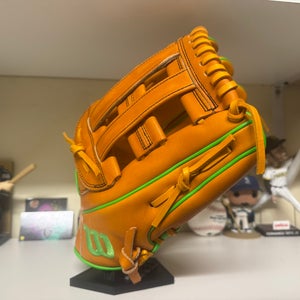 Wilson A2000 Custom Texas Palm Stamp Glove 12.25" (New)