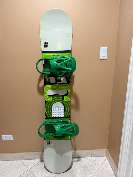 Forum Snowboard All Mountain With Bindings 161 cm (Used)