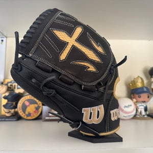 Wilson A2000 LH Pitcher's Baseball Glove 12" (New)