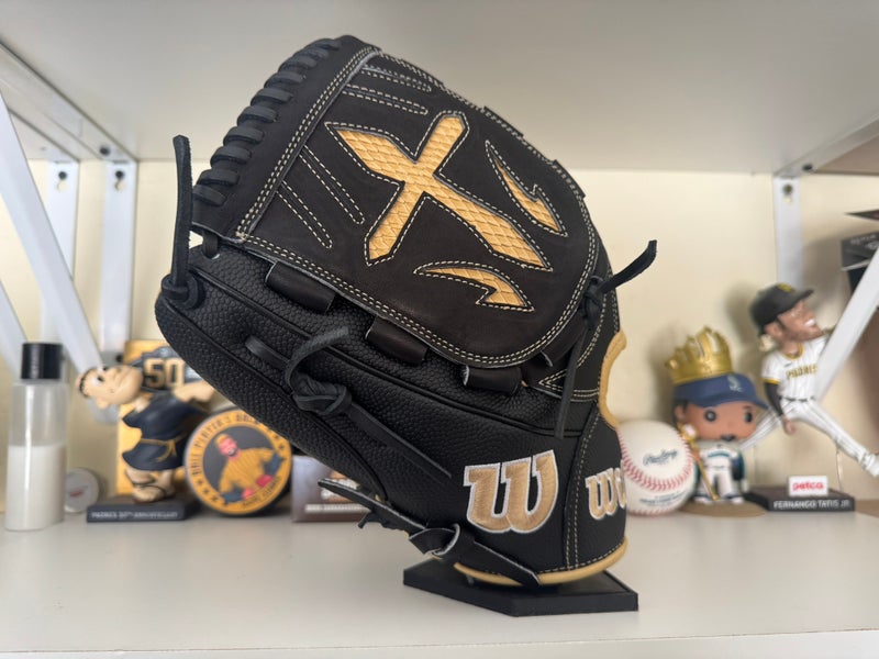 Wilson A2000 LH Pitcher's Baseball Glove 12" (New)