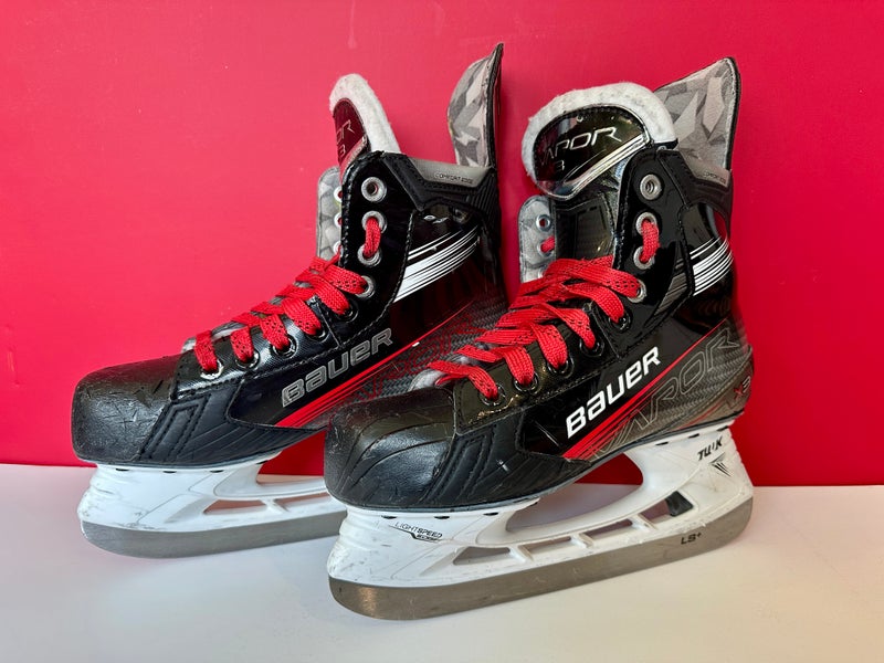 Bauer Vapor X3 Hockey Skates Size 5.5 (Used)