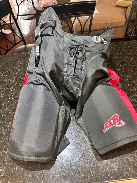 Men's Senior Custom Black/red stripe XXL Easton Air Hockey Pants Pro Stock (New)