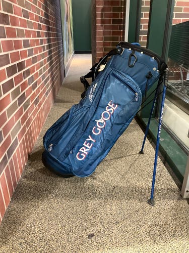 Blue Men's TaylorMade Grey Goose Bag (Used)