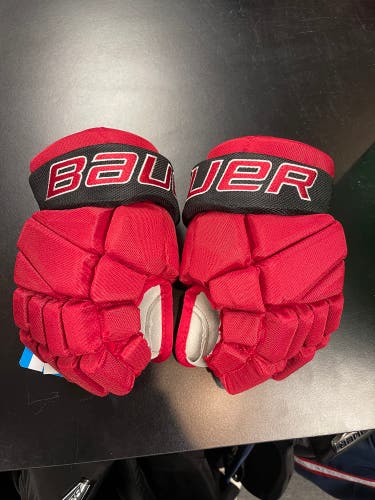 Custom Bauer Vapor Team Pro Gloves 10" (New)