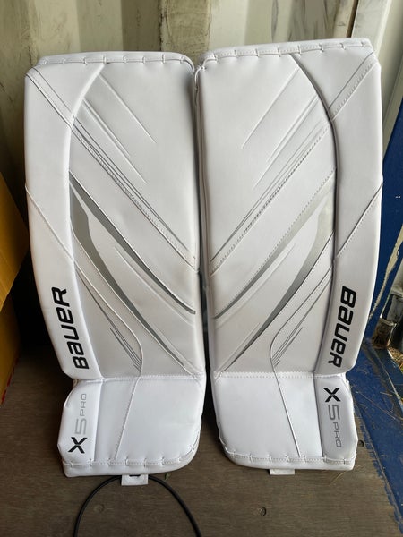 XS Bauer Vapor X5 Pro Goalie Leg Pads (New)