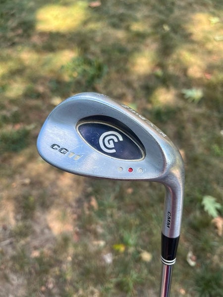 Cleveland CG11 Sand Wedge 56° Dynamic Gold Wedge Flex 35.5″