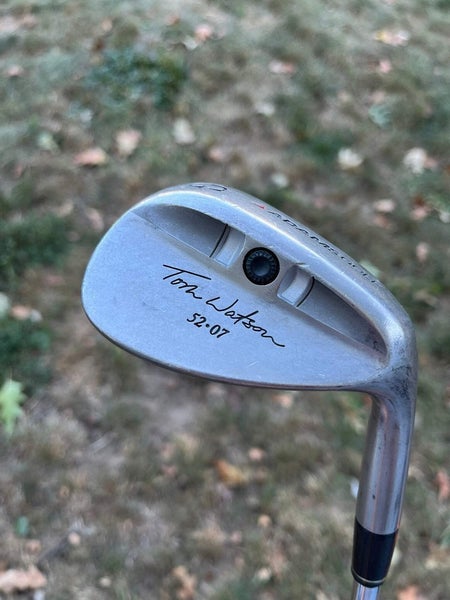 Adams Tom Watson Gap Wedge 52 / 7 Wedge Flex 35.5 NICE