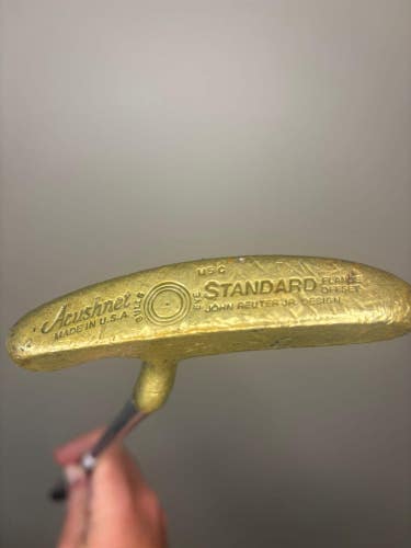 Vintage Acushnet Bulls Eye Standard Flange Offset M5C Putter Flare Tip Satin 35″