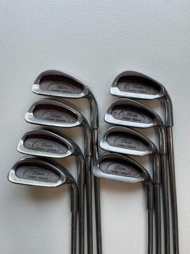 Tour Limited Edition Iron Set 3-PW Dynamic Regular Flex Standard