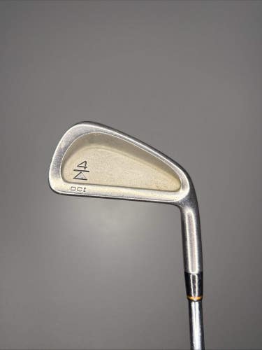 Titleist DCI Black 4-Iron 24° Stiff Flex 38.5″ NICE