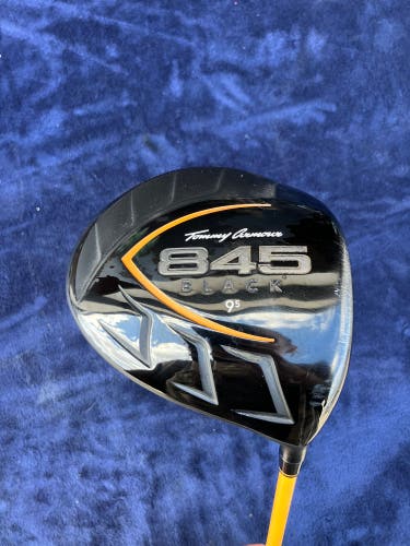 Men's Tommy Armour 845 Black Driver Right Handed Stiff Flex 9.5 Loft (Used)