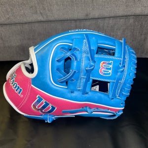 Wilson DP15 A2000 RH Infield Baseball Glove 11.5" (New) -Love The Moment