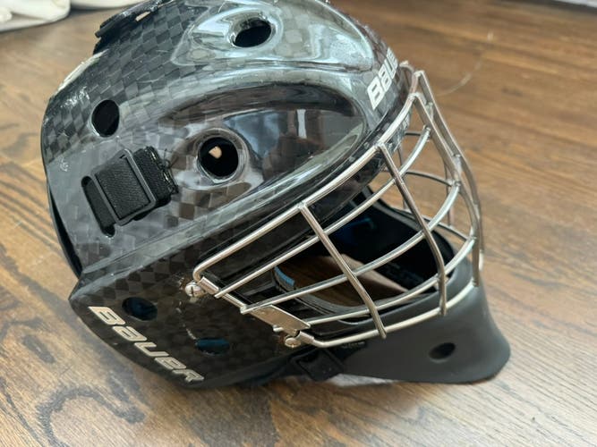 Senior Medium Bauer NME 10 Goalie Mask (Used)