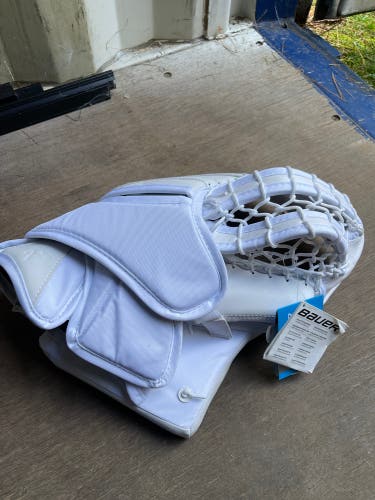 Bauer MV Pro Regular Glove (New)