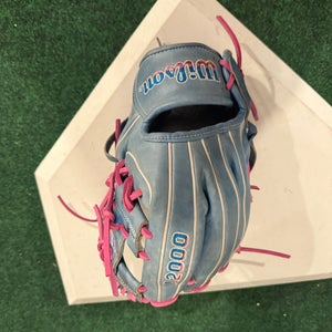 Wilson A2000 1786 RH Infield Baseball Glove 11.5" (Used)