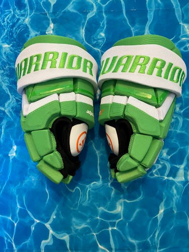 Green Senior Warrior Alpha Deluxe LT Gloves 14" (New)