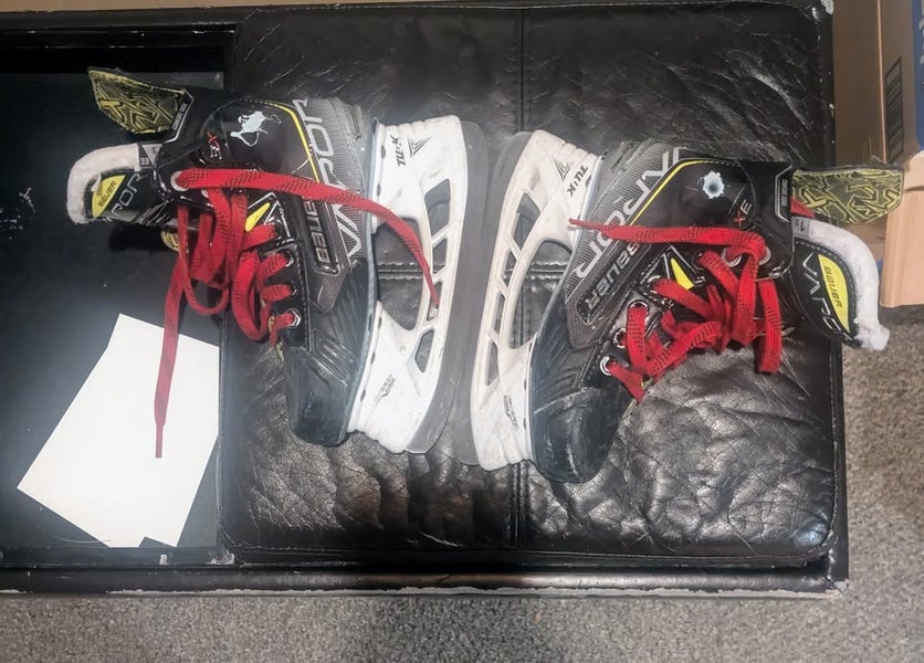 Bauer Vapor 3X Hockey Skates Extra Wide Width Size 1.5 (Used)