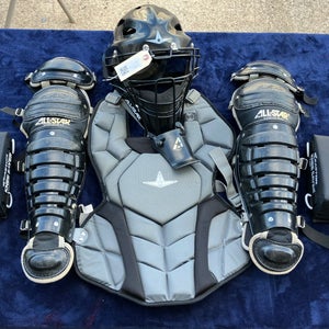 Intermediate All Star Top Star Catcher's Set (Used)