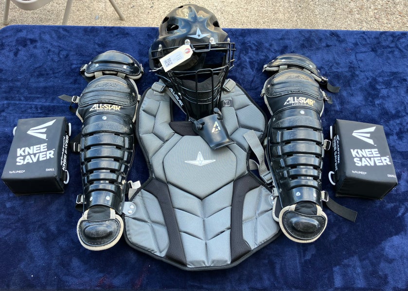 Intermediate All Star Top Star Catcher's Set (Used)