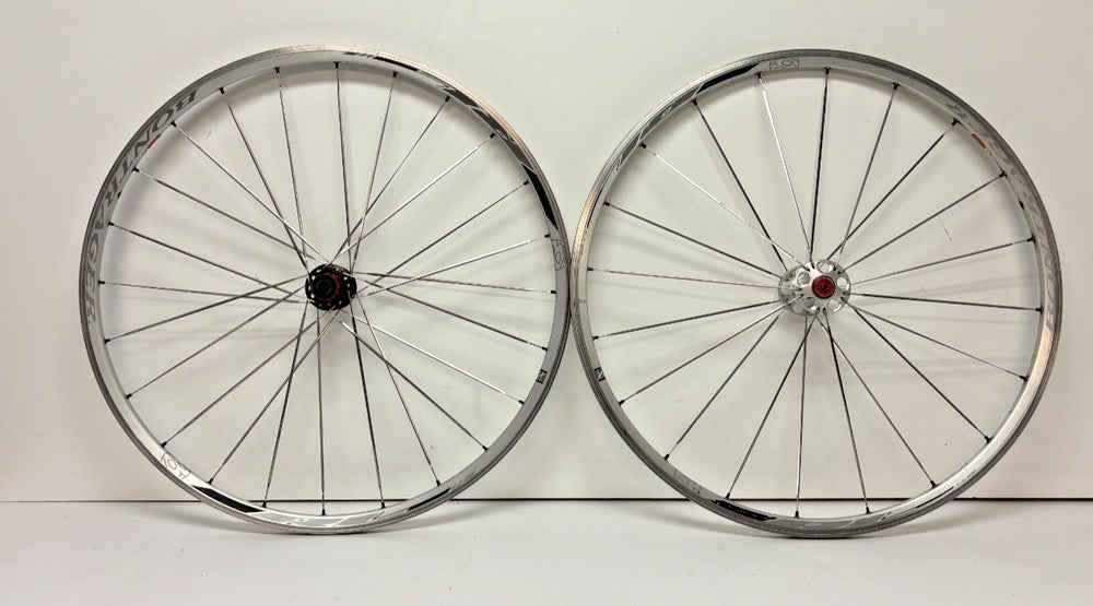 Bontrager RL Race Lite 24/20-Bladed Spoke Silver Aluminum 622x15/700C Wheelset