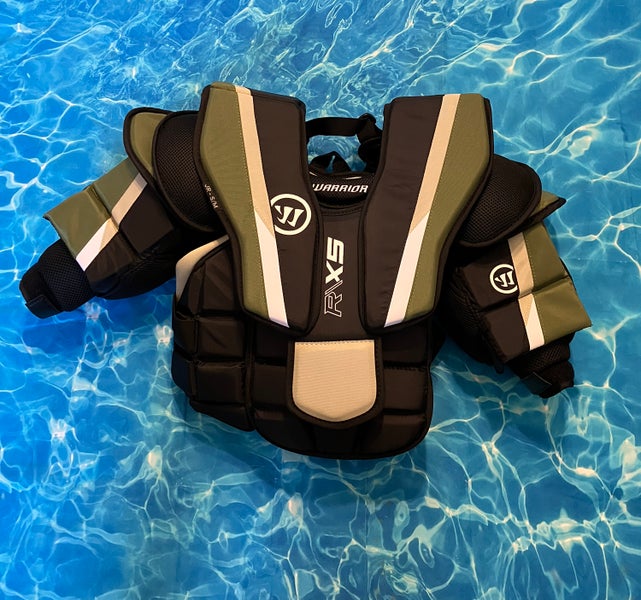 Junior Small / Medium Warrior X5 Goalie Chest Protector  (New)