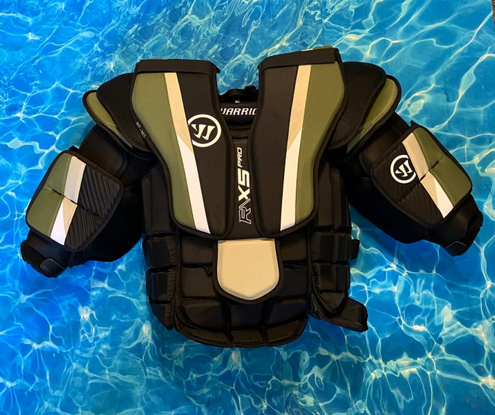 Intermediate Medium/Large Warrior X5 Pro Goalie Chest Protector (New)