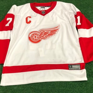 New Fanatics Redwings Dylan Larkin Jersey | Men's Size 60