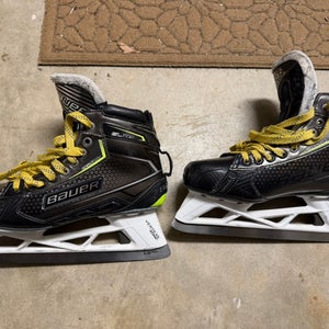 Bauer Elite Hockey Goalie Skates Regular Width 8.5 (Used)